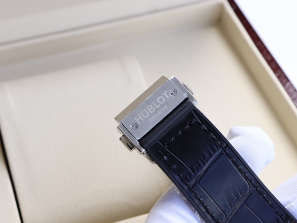 ウブロコピー時計角部分ディテール